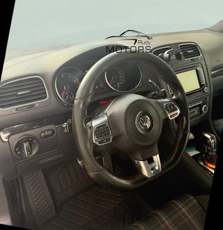 Volkswagen Golf VI 2.0 TSI 210cv DSG 6 vel GTI