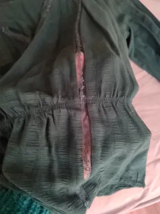 Blusa verde Stradivarius Talla L