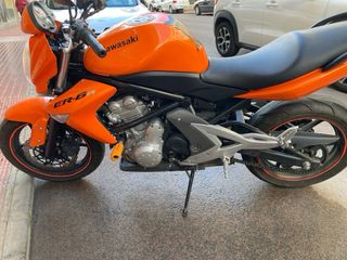 Kawasaki ER-6n Naranja