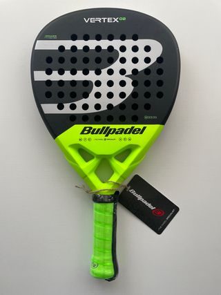 Pala de Pádel Bullpadel Vertex 02.