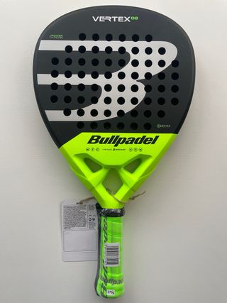 Pala de Pádel Bullpadel Vertex 02.
