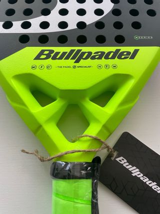 Pala de Pádel Bullpadel Vertex 02.
