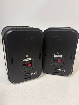 Altavoces JBL Negros