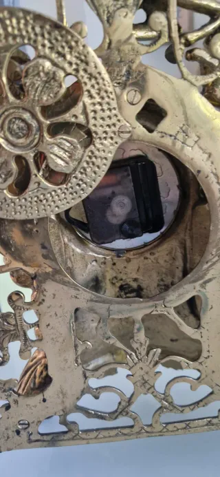 Reloj de sobremesa de bronce