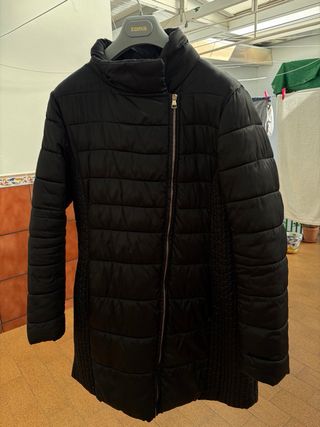 Chaquetón negro largo talla L