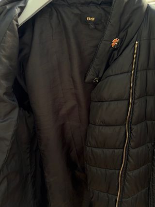 Chaquetón negro largo talla L