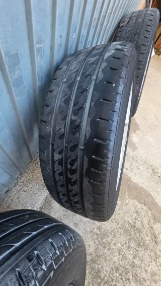 Llantas Toyota Yaris 4x100 buje 54.1