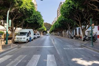 Local comercial en venta en Centro en Almería