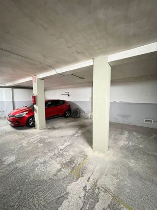 Garaje en venta en Mercado en Alicante