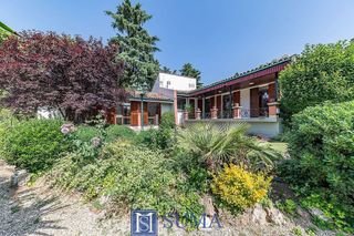 Chalet en alquiler en Piovera - Conde Orgaz en Madrid