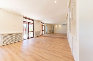 Chalet en alquiler en Piovera - Conde Orgaz en Madrid