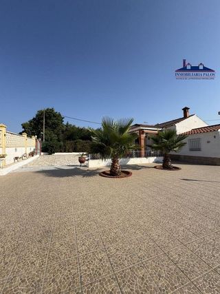 Chalet en venta en Puente Genil