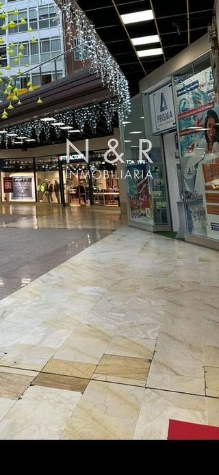 Local comercial en alquiler en Concheiros - Fontiñas en Santiago de Compostela