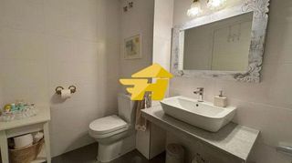 Piso en alquiler en Poniente-Norte - Miralbaida - Parque Azahara en Córdoba