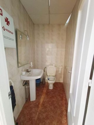 Local comercial en alquiler en San Luis en Almería