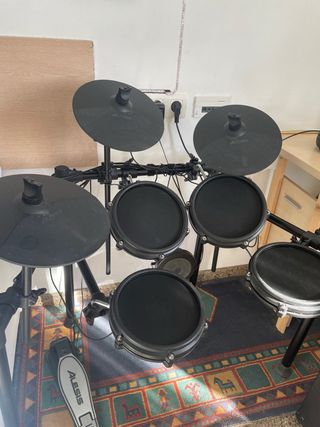 Batería Electrónica Alesis