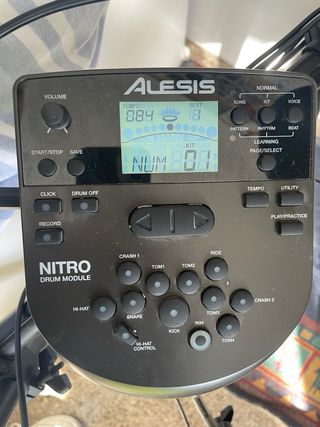 Batería Electrónica Alesis