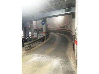 Garaje en venta en Altamira - Canaletes en Cerdanyola del Vallès