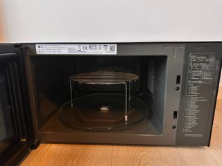 Microondas LG Smart Inverter con Grill