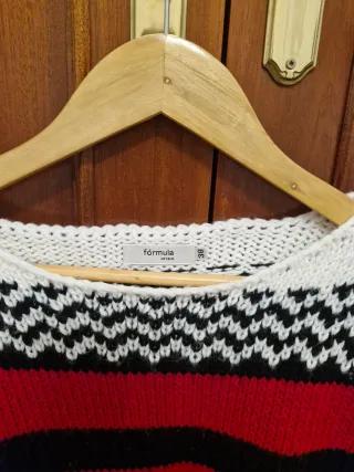 Jersey de lana zigzag rojo, negro y blanco