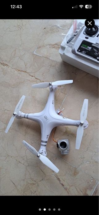 Dron Blanco con Control Remoto