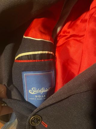 Chaqueta azul con forro rojo talla S/M