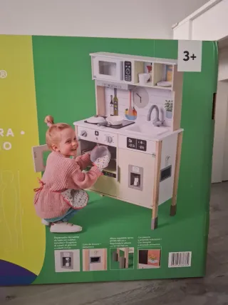 Cocina de madera infantil. Perfecto regalo Navidad