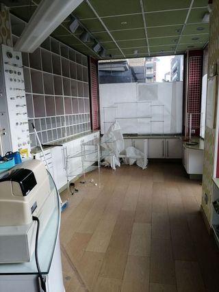 Local comercial en venta en Inmobiliaria - Barreda en Torrelavega