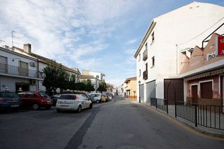 Local comercial en venta en Residencial Triana - Barrio Alto en Gabias (Las)