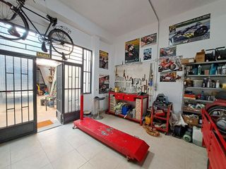 Local comercial en venta en Carcaixent