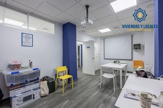 Local comercial en venta en Camino de Ronda - Rosaleda en Granada