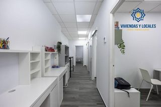 Local comercial en venta en Camino de Ronda - Rosaleda en Granada