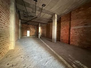 Local comercial en venta en Úbeda