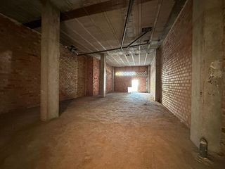 Local comercial en venta en Úbeda