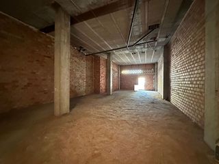 Local comercial en venta en Úbeda