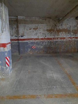 Garaje en venta en Benetússer