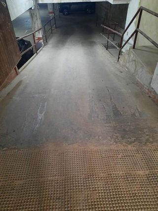 Garaje en venta en Benetússer