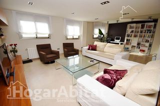 Piso en venta en Zona Piscinas en Burriana