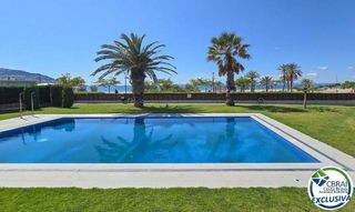 Piso en venta en Salatar en Roses