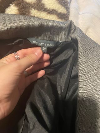 Chaqueta gris con rayas finas S/m