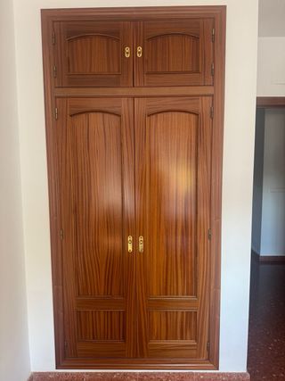 Lote puertas madera maciza