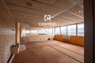 Oficina en alquiler en Sant Pere en Terrassa