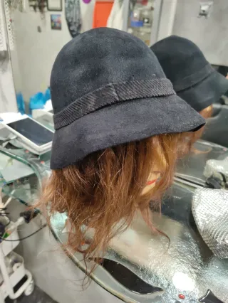 Sombrero negro mujer