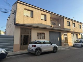Chalet en venta en Caspe