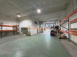 Nave industrial en alquiler en Mos