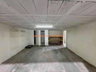 Nave industrial en alquiler en Mos