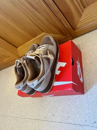 Nike W Dunk Low Beige/Marrón