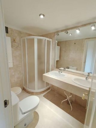 Piso en alquiler en Camino de Ronda - Rosaleda en Granada