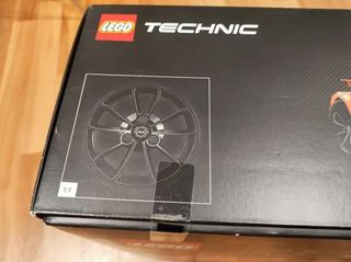 LEGO Technic Porsche 911 GT3 RS 42056