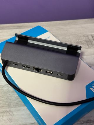 Consola Asus ROG Ally con poco uso, Dock y mando